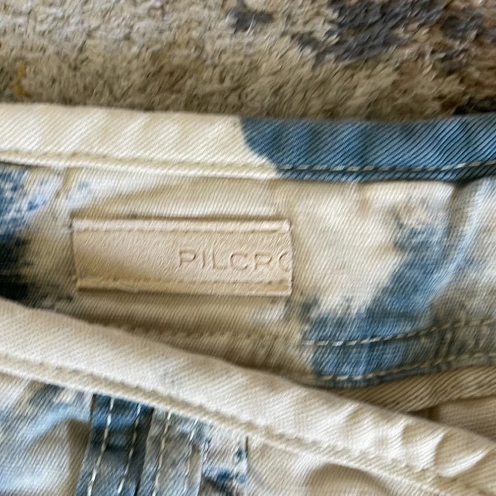 Pilcro Tie-Dye Straight Leg Jeans in Blue and Cream with Rust Accent - Picture 2 of 9